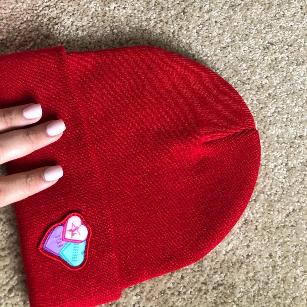 JSC LIMITED VALENTINES BEANIE